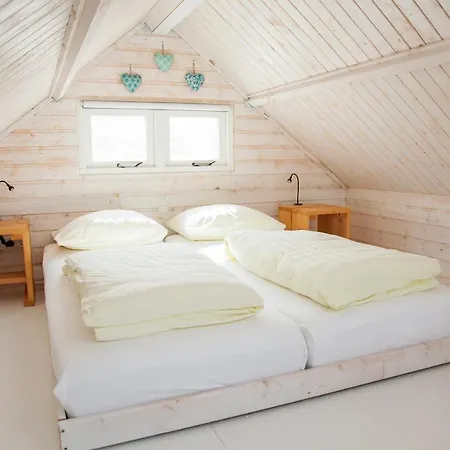 Surf En Strandhuisjes *